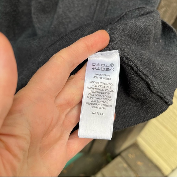 Cynthia Rowley Charcoal Gray & Burgundy Funnel Neck Sweater Tunic Sz S - Picture 4 of 14